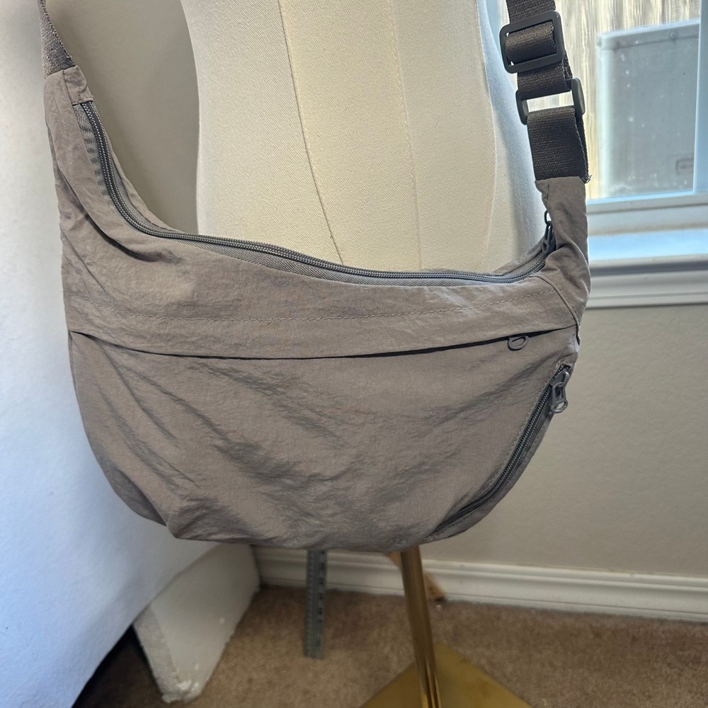 Lululemon All Night Festival Bag Grey Crinkle Nylon Crossbody Shoulder Bag